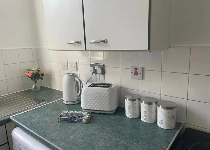 Apartamento Clifton - Newly Refurbished - Free Wifi And Parking- Near Centre *