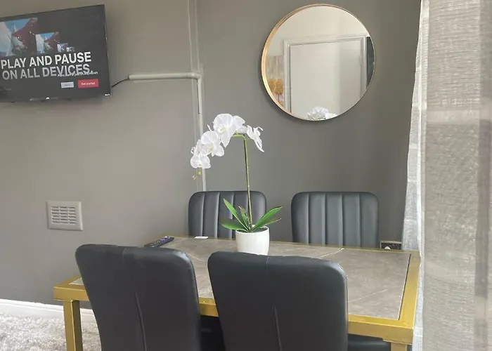 Clifton - Newly Refurbished - Free Wifi And Parking- Near Centre Appartamento *