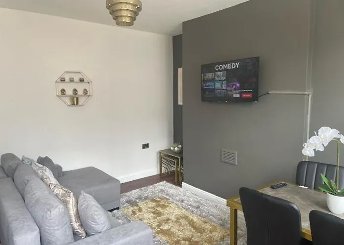 Appartamento Clifton - Newly Refurbished - Free Wifi And Parking- Near Centre *